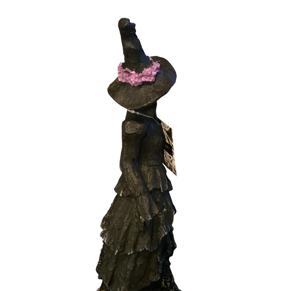 Halloween Tree Witch Figurine 18